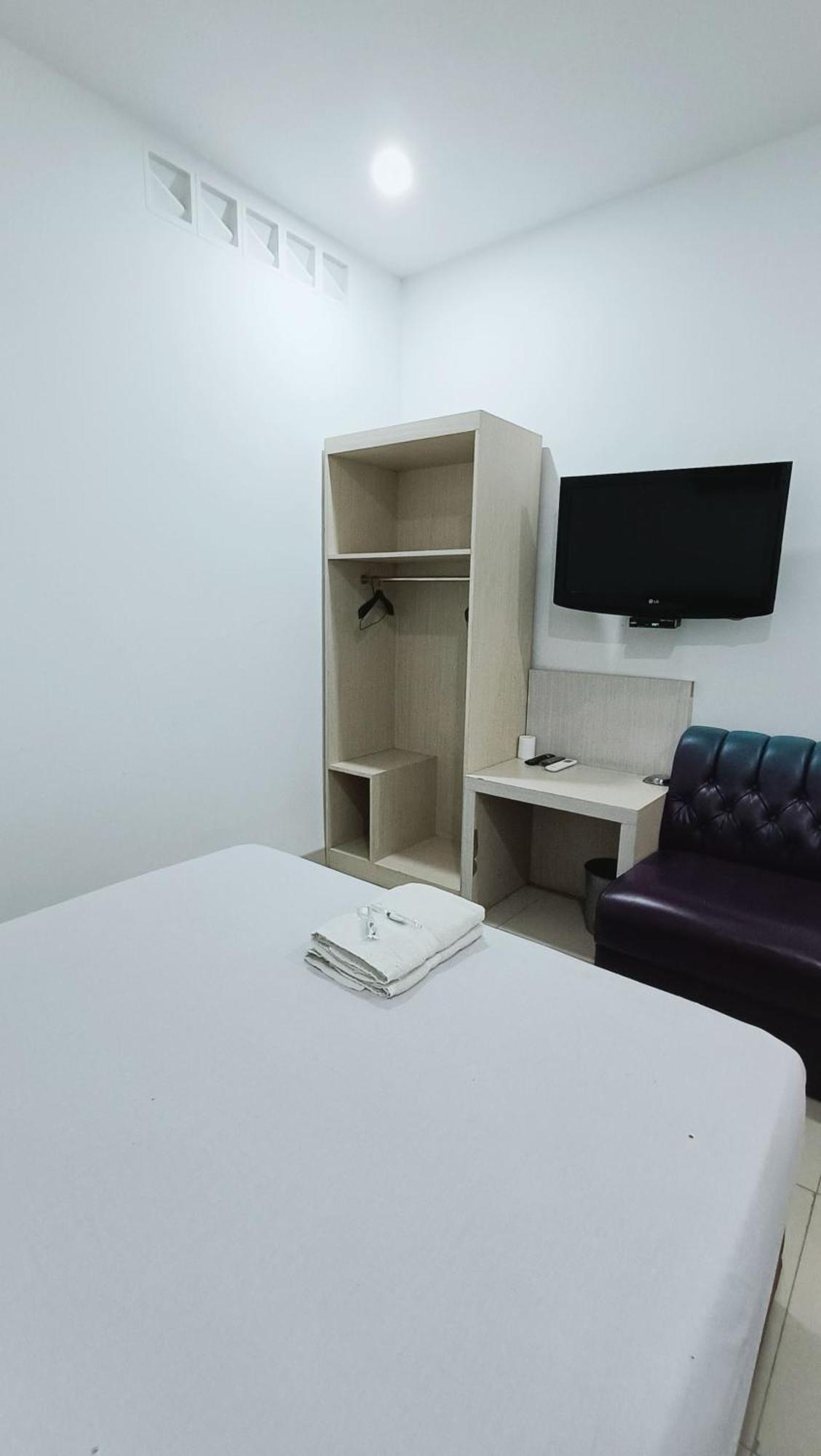 VI Hotel Bandung Exterior photo
